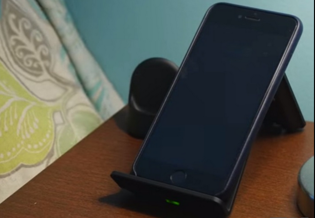 How to Wirelessly Charge Your iPhone, Android Phone or BlackbBerry 5