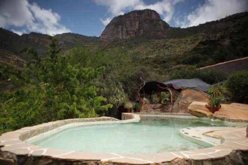 Top 7 Hotel Swimming Pool Views in East Africa