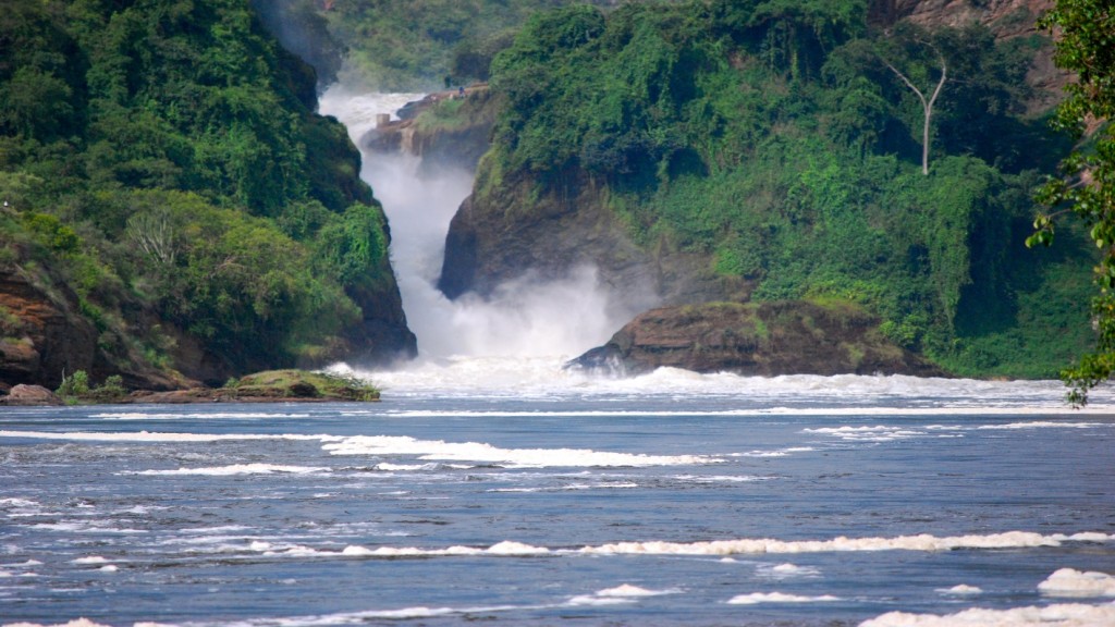 Six Must Visit Breath taking Falls in East Africa
