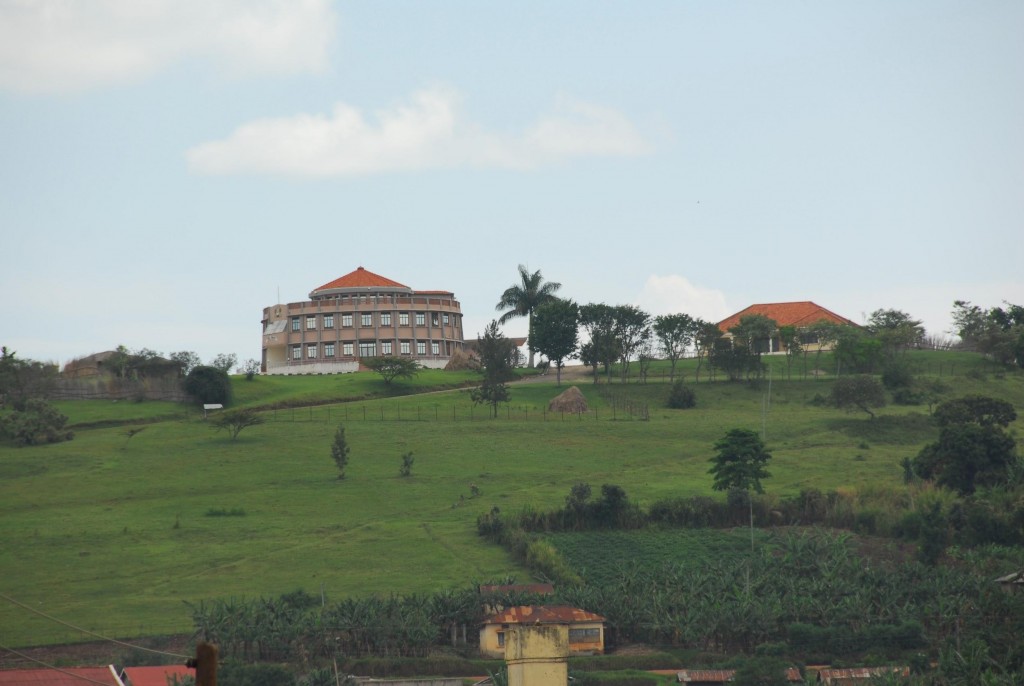 Travel Destination Tip Of The Week – Fort Portal, Uganda