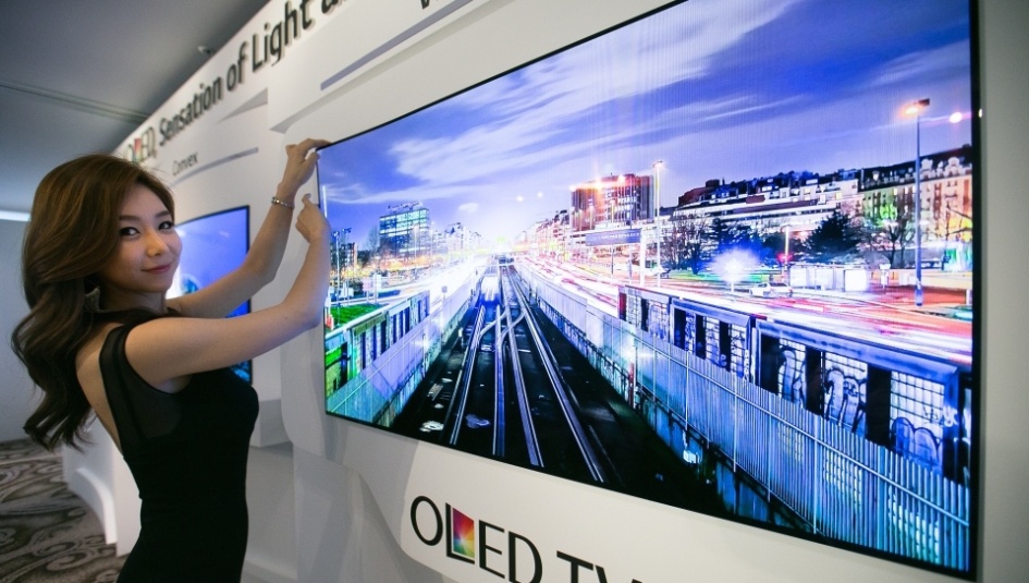 LG Display Shows Off The Wallpaper TV, A Press-On Less Than 1mm Thick TV