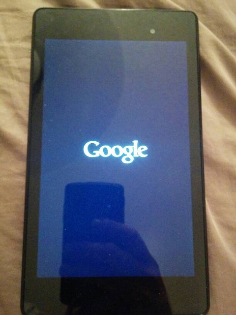 nexus-7-tablet-stuck-at-google-1